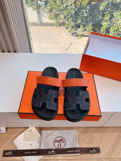 CHYPRE SANDAL IN BLACK DENIM AND VIVID ORANGE CALFSKIN