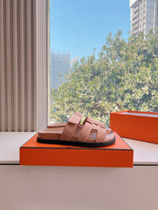 CHYPRE SANDAL IN ROSE PINK SUEDE
