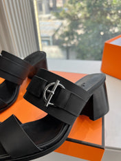 KUTE 60 SANDAL IN BLACK CALFSKIN