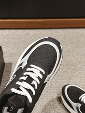 CC CLASSIC SNEAKER IN BLACK MIX WHITE LAMBSKIN