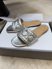 DIOR 26S DWAY CANNAGE SLIDE IN SILVER LAMBSKIN