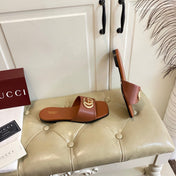 GUCCI 26S SLIDES IN BROWN CALFSKIN