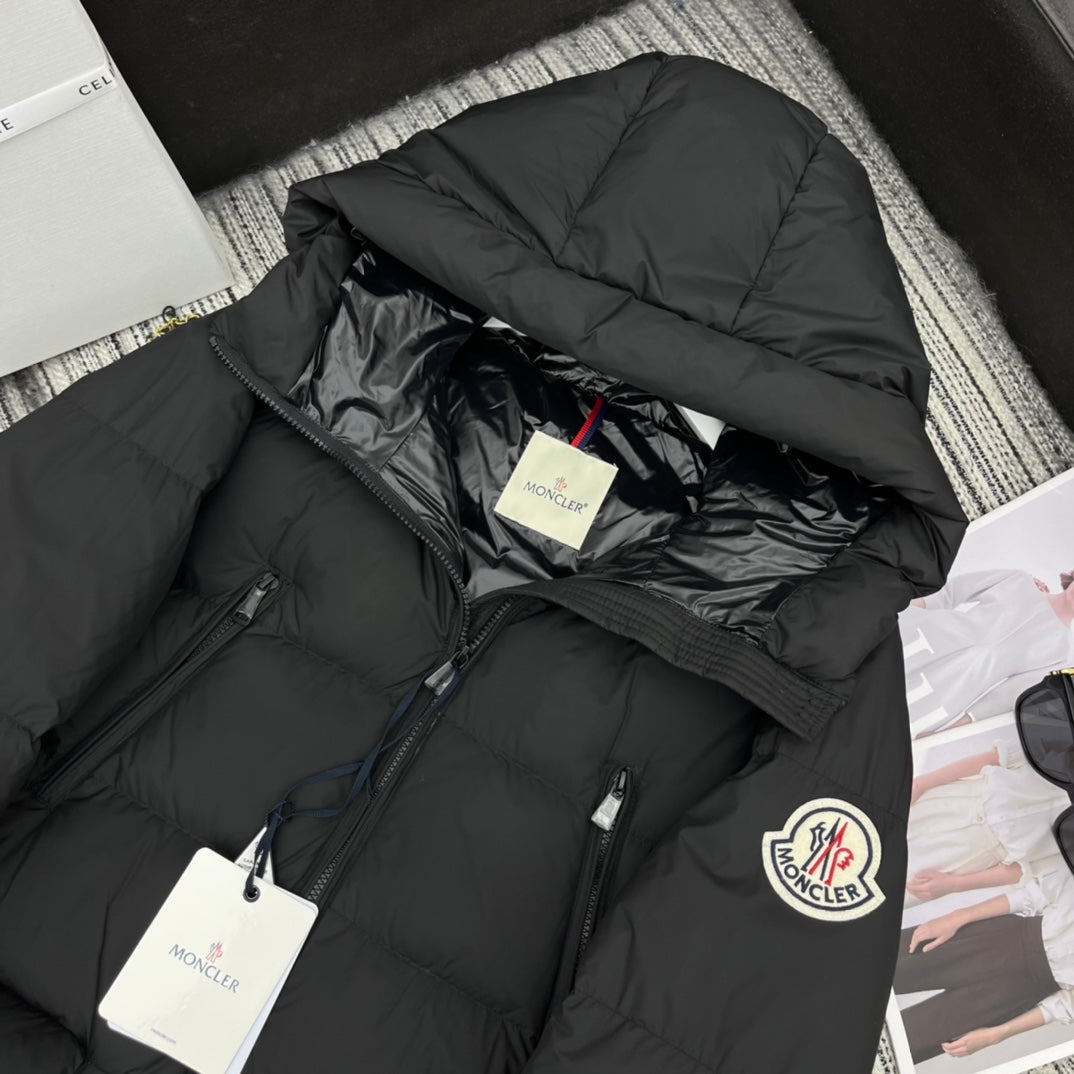 MONCLER 25S CROPPED DOWN JACKET 296