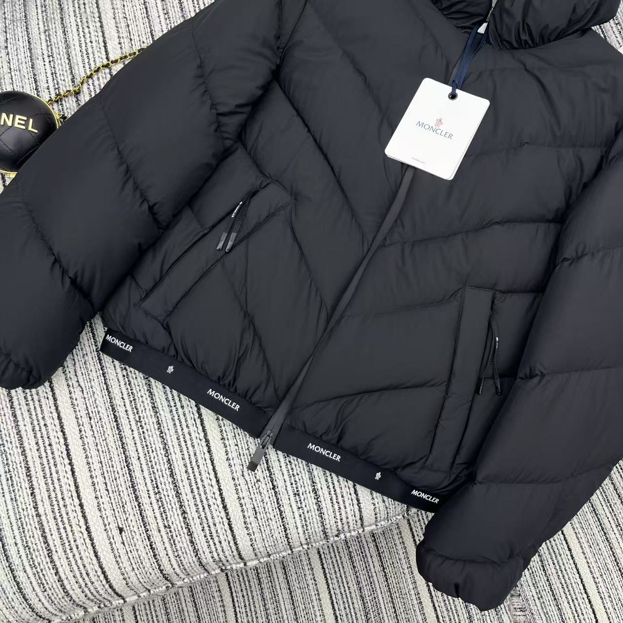 MONCLER 25S DOWN JACKET 295