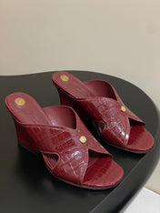 HIGH HEELS 80 MM IN RED CALFSKIN SNAKE EMBOSSING