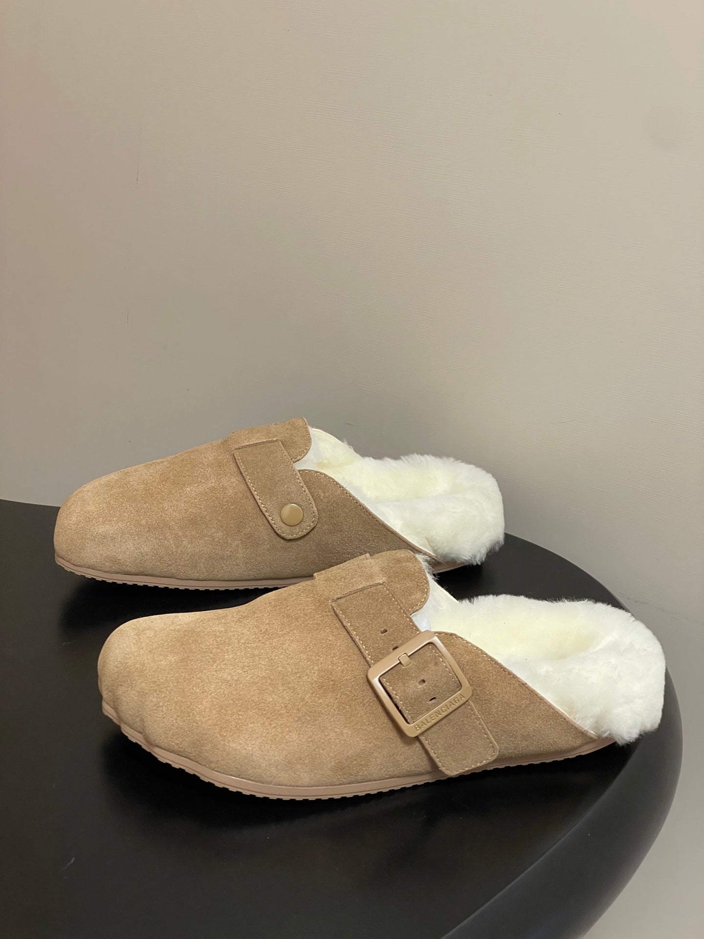 BALENCIAGA 25S FUR-LINED MULES IN LIGHT BROWN FAUX LEATHER