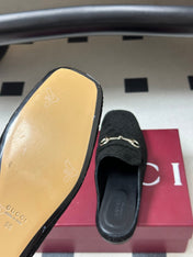 GUCCI 26S HORSEBIT LOAFER MULES IN BLACK SUEDE