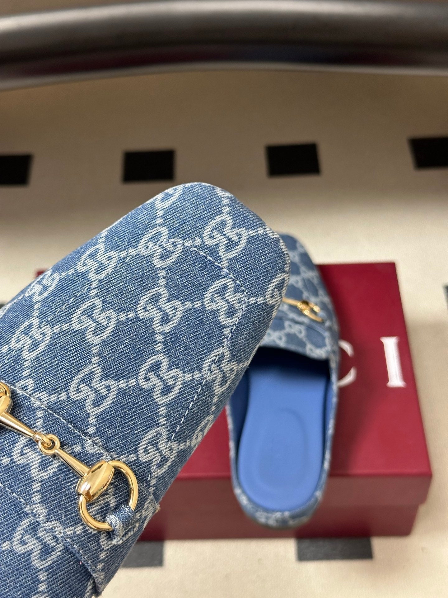GUCCI 26S HORSEBIT LOAFER MULES IN BLUE DENIM