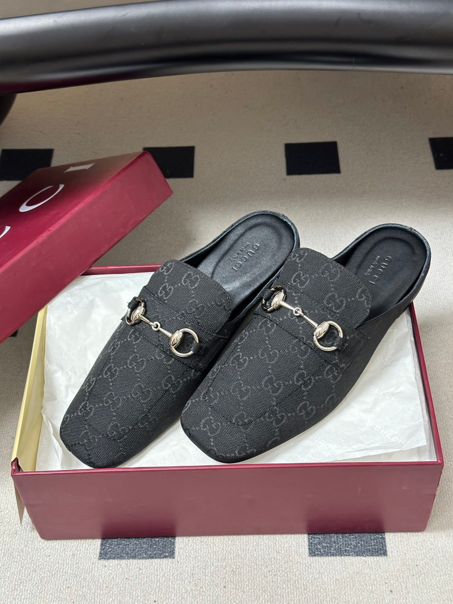 GUCCI 26S HORSEBIT LOAFER MULES IN BLACK CANVAS