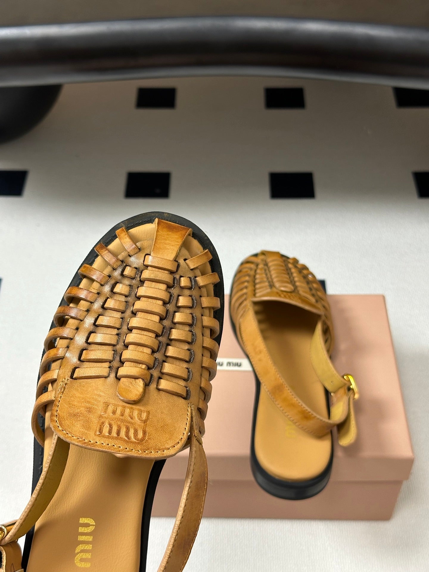 MIUMIU 26S SLINGBACK FISHERMAN SANDALS IN GOLD BROWN CALFSKIN