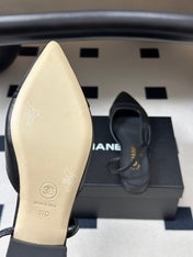 CHANEL 26S POINTED TOE SLINGBACKS IN BLACK LAMBSKIN AND FABRIC