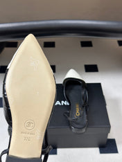 CHANEL 26S POINTED TOE SLINGBACKS IN BLACK MIX WHITE LAMBSKIN