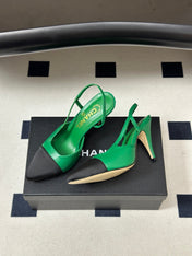 CHANEL 26S POINTED TOE HIGH HEEL SLINGBACKS 85 MM IN GREEN LAMBSKIN AND BLACK FABRIC