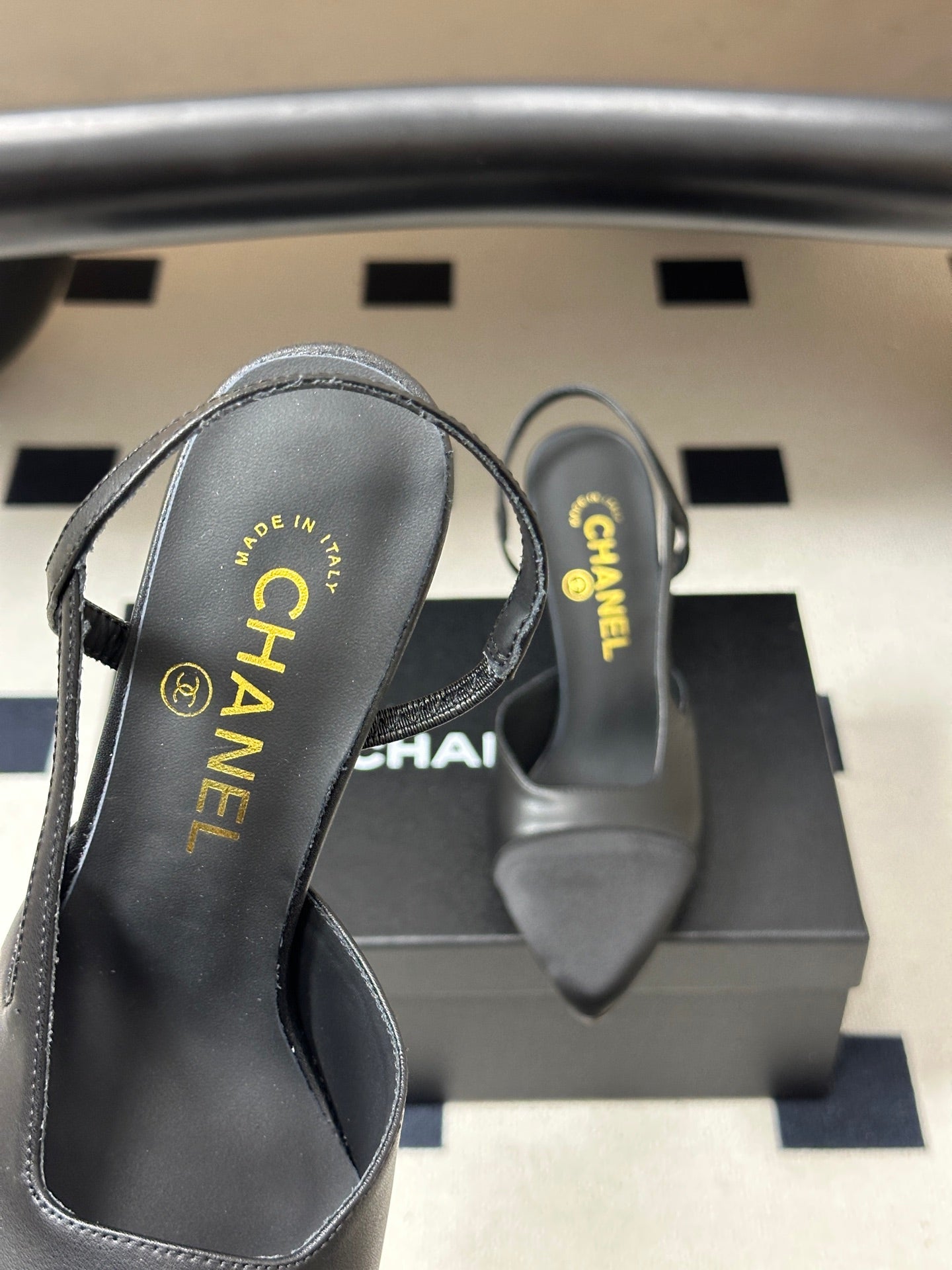 CHANEL 26S POINTED TOE HIGH HEEL SLINGBACKS 85 MM IN BLACK LAMBSKIN AND FABRIC