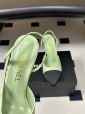 CHANEL 26S POINTED TOE HIGH HEEL SLINGBACKS 85 MM IN PASTEL GREEN LAMBSKIN WITH BLACK TOE
