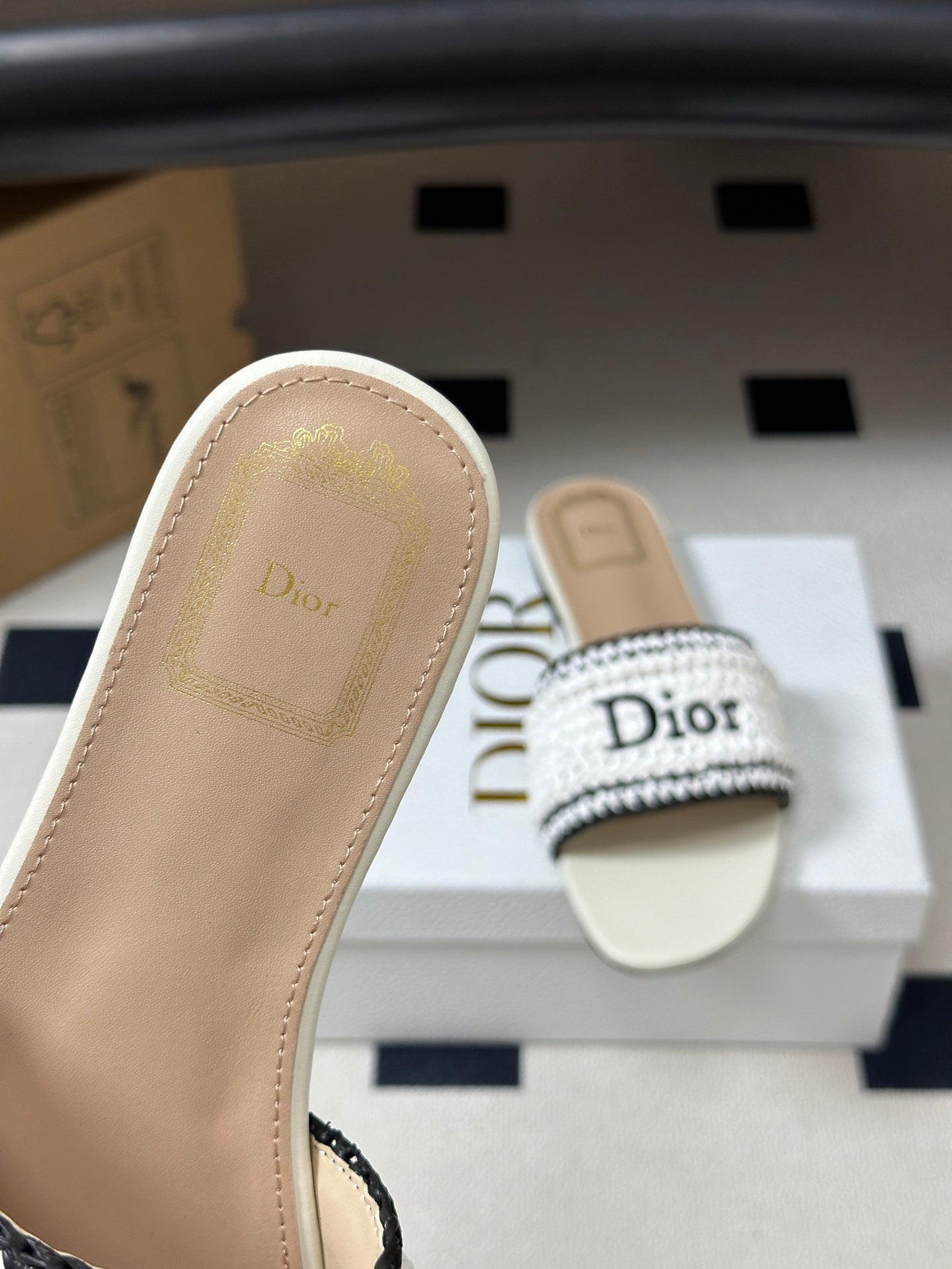 DIOR 26S FLAT SLIDE SANDALS IN IVORY WHITE RAFFIA