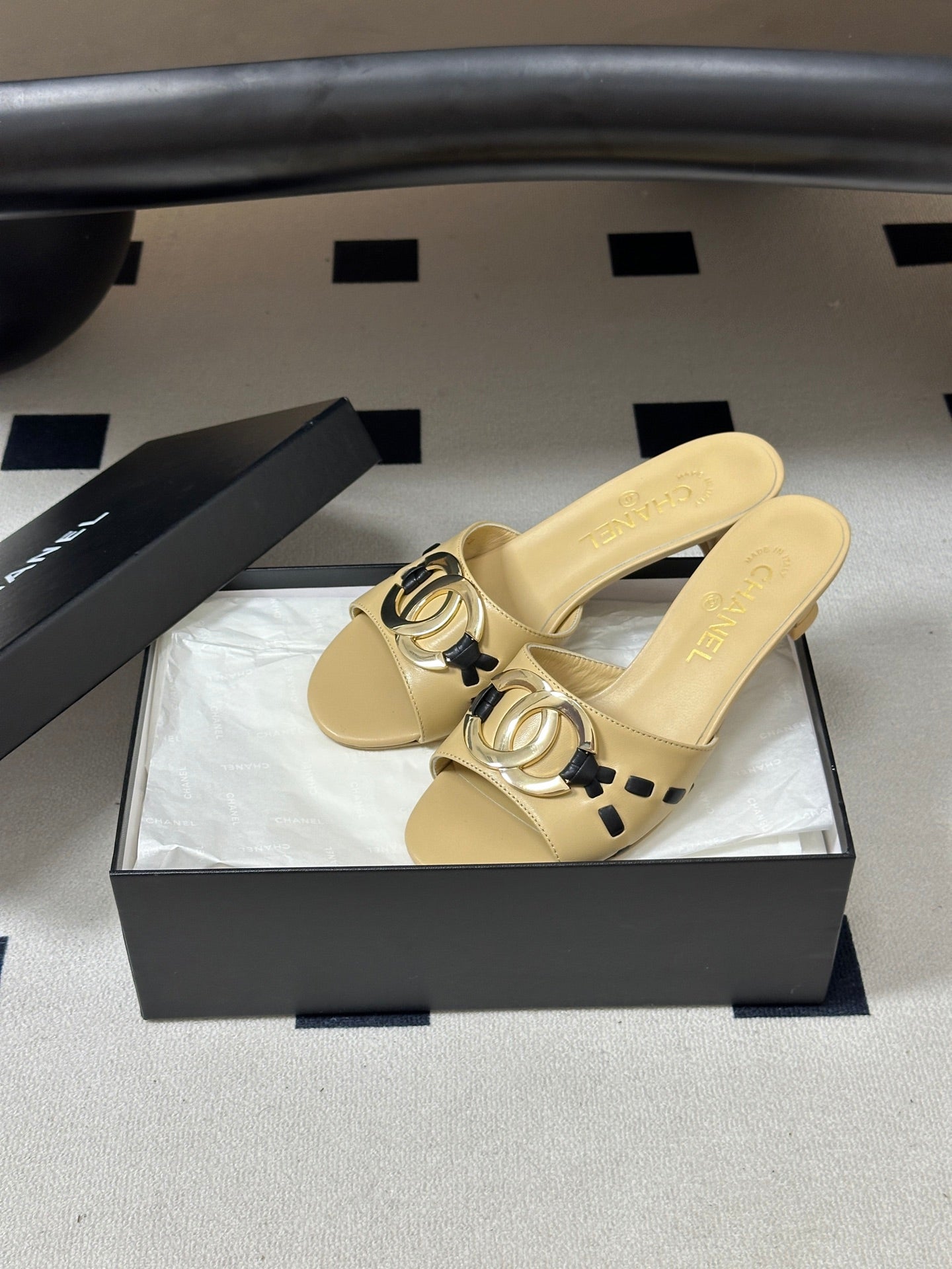 CHANEL 26S HIGH HEEL MULE IN BEIGE LAMBSKIN WITH GOLD TONE CC LOGO