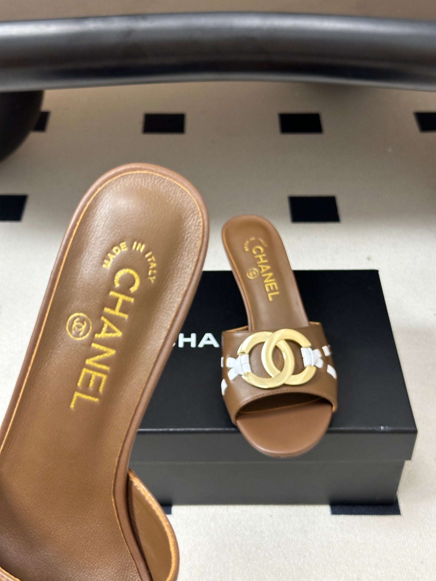 CHANEL 26S HIGH HEEL MULE IN BROWN LAMBSKIN WITH GOLD TONE CC LOGO