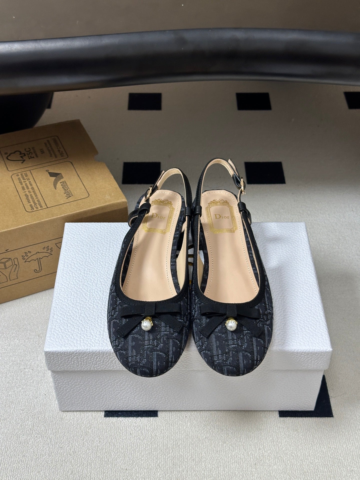 DIOR 26S SLINGBACK PUMPS 35MM IN BLACK BLUE DIOR OBLIQUE EMBROIDERED CANVAS WITH BOW