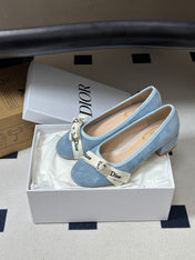 DIOR 26S MARY JANE HIGH HEELS 35MM IN LIGHT BLUE SUEDE WITH WHITE LOGO RIBBON