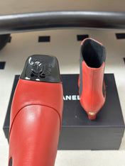 CHANEL 26S ANKLE BOOTS 60 MM IN RED CALFSKIN AND BLACK PATENT