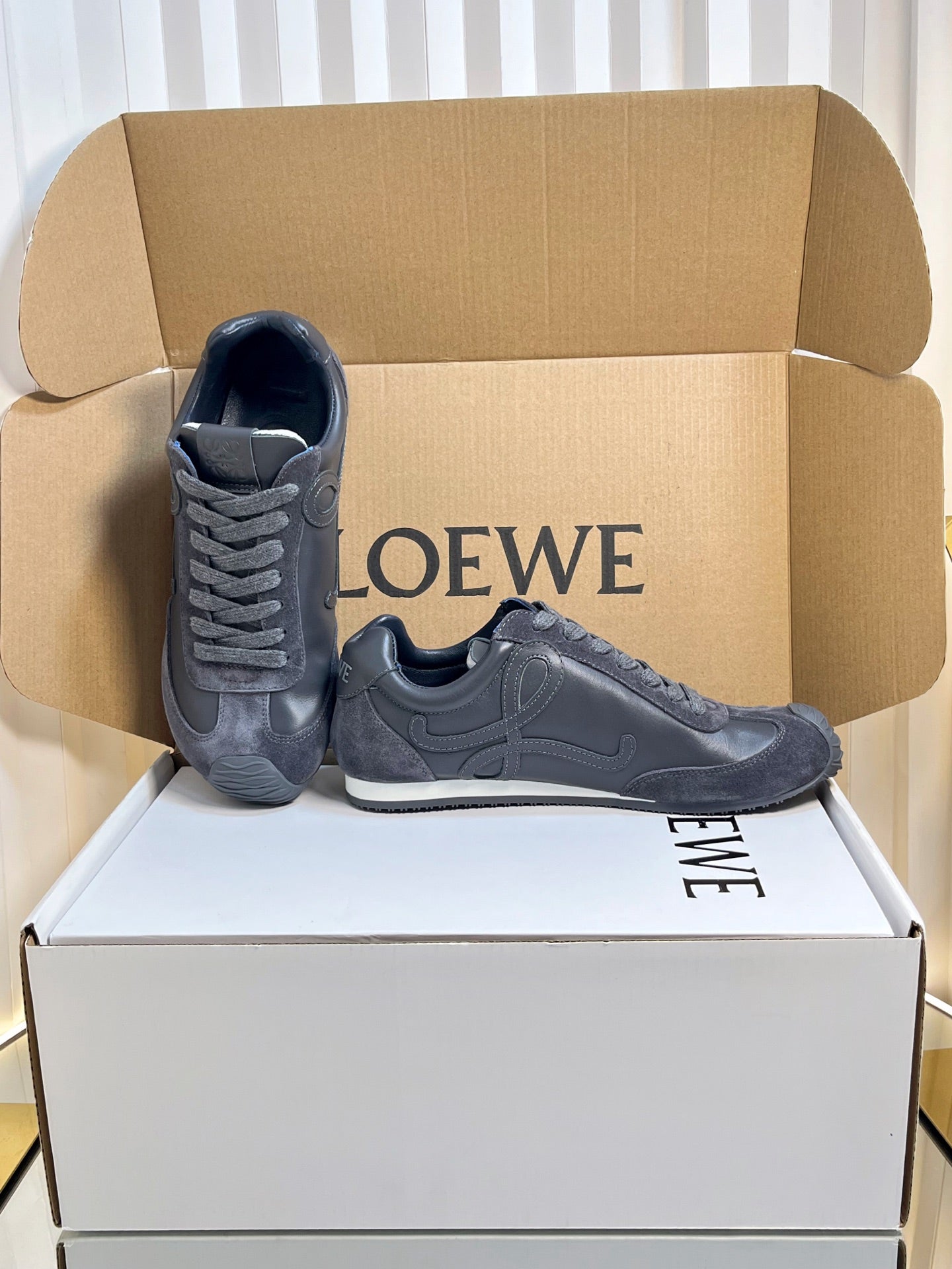 LOEWE 26S RUNNER 2.0 SNEAKERS IN DARK GREY CALFSKIN AND SUEDE