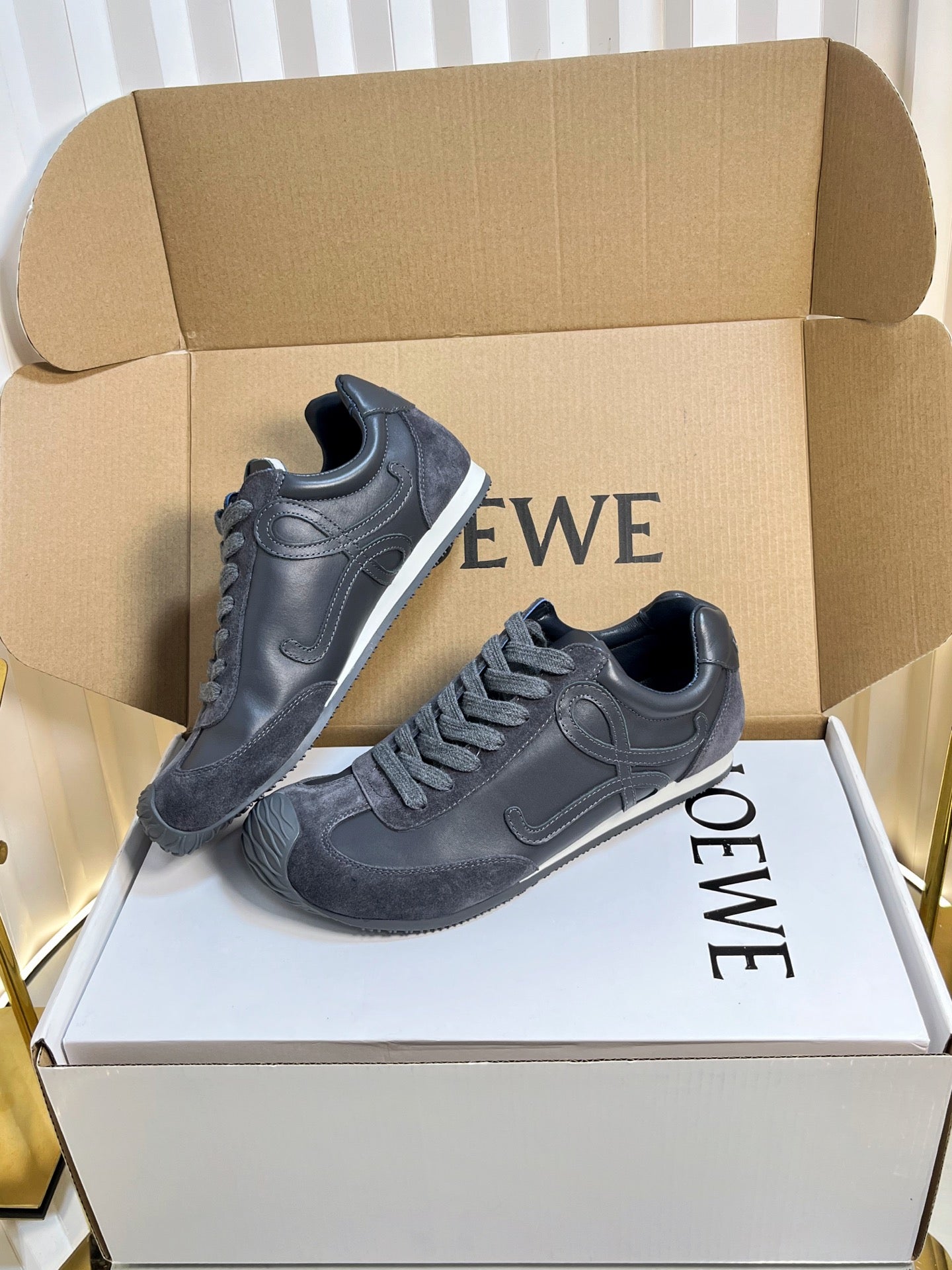 LOEWE 26S RUNNER 2.0 SNEAKERS IN DARK GREY CALFSKIN AND SUEDE