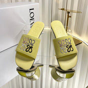 LOEWE 26S LOGO-EMBROIDERED SANDALS IN LIGHT YELLOW CALFSKIN