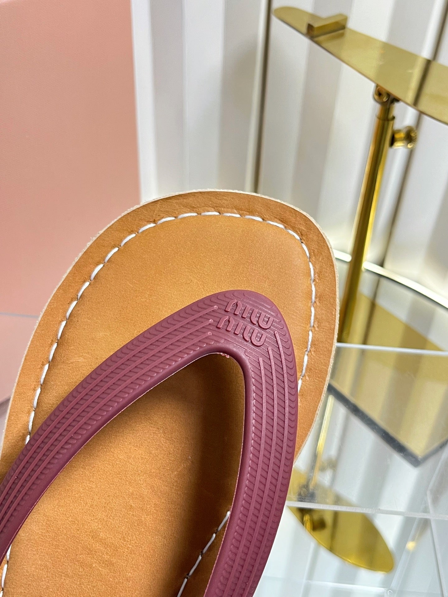 MIUMIU 26S THONG FLAT SANDALS IN BURGUNDY RED CALFSKIN