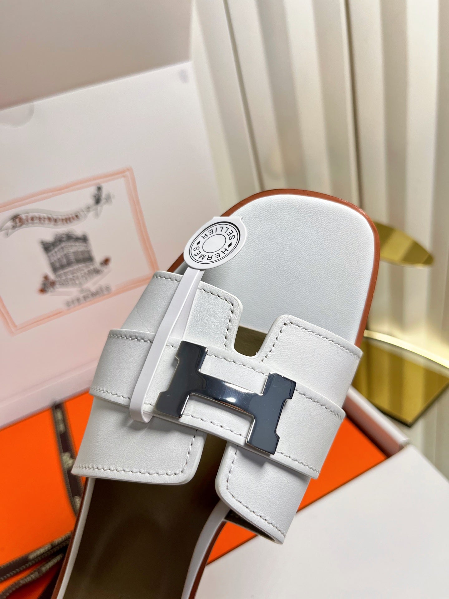 HM 26S ORAN SANDALS IN WHITE CALFSKIN SILVER HARDWARE