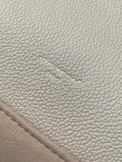 POCHETTE MÉTIS EAST WEST 22 IN LIGHT BEIGE MONOGRAM EMPREINTE CALFSKIN EMBOSSED