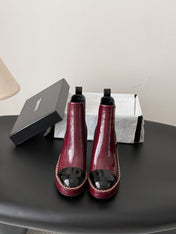 CHANEL 26S CHELSEA ANKLE BOOTS 70 MM IN BURGUNDY EMBOSSED AND BLACK PATENT