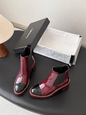 CHANEL 26S CHELSEA ANKLE BOOTS 70 MM IN BURGUNDY EMBOSSED AND BLACK PATENT