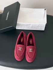 CHANEL 26S LOAFERS IN BURGUNDY SUEDE AND SHEARLING LINING