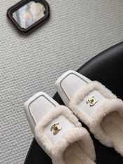 CHANEL 26S MULES IN WHITE SHEARLING AND CALFSKIN