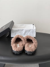 CHANEL 26S SLIDE SANDALS IN TAUPE BROWN SHEARLING UPPER AND LINING WITH WHITE CC LOGO