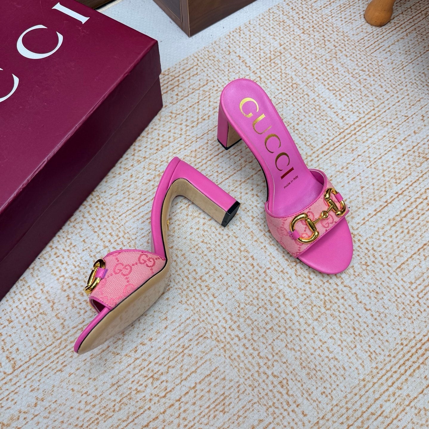 GUCCI 26S HORSEBIT HEEL SANDALS 85 MM IN PINK GG CANVAS