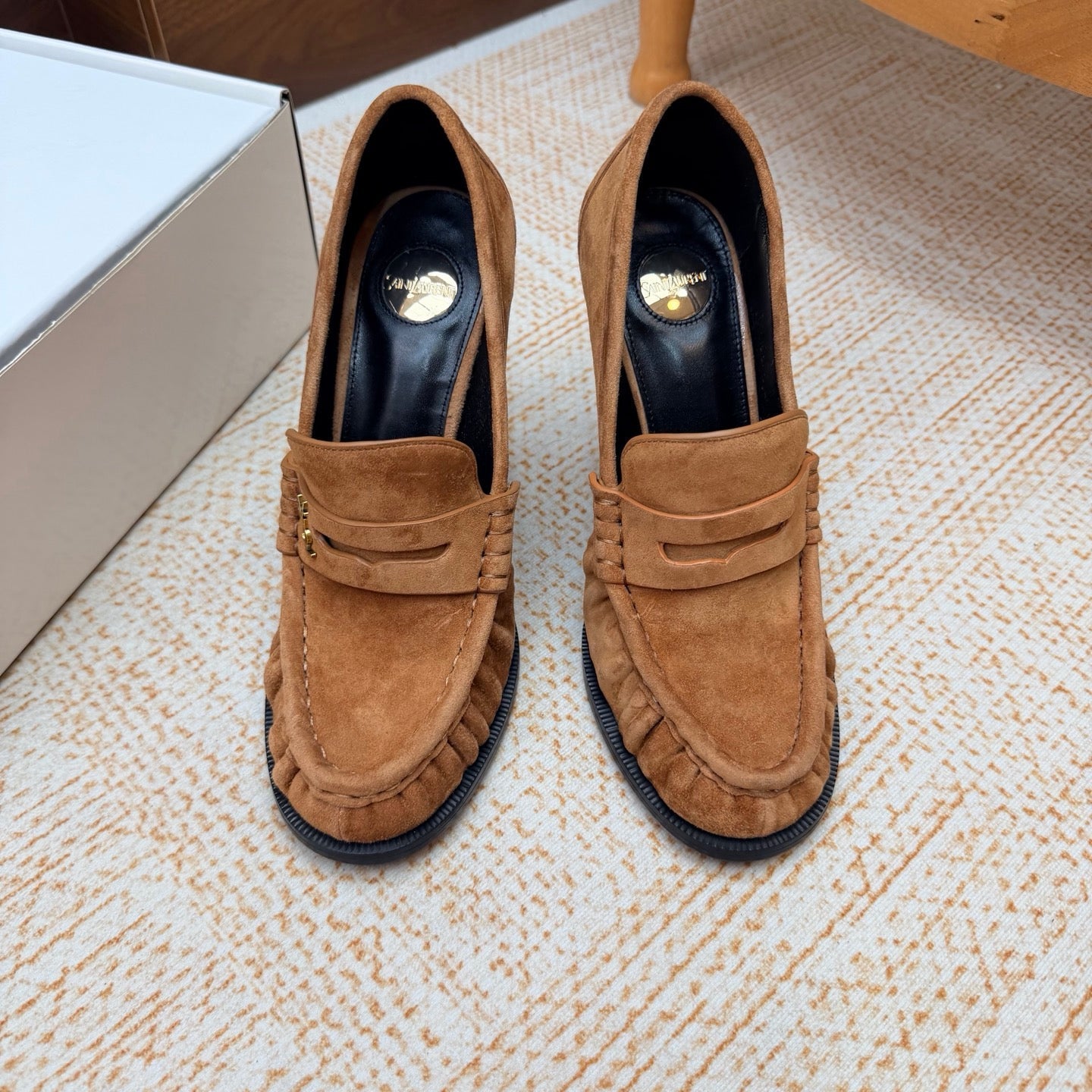 YSL 26S HIGH HEEL LOAFERS 110 MM IN LIGHT BROWN SUEDE