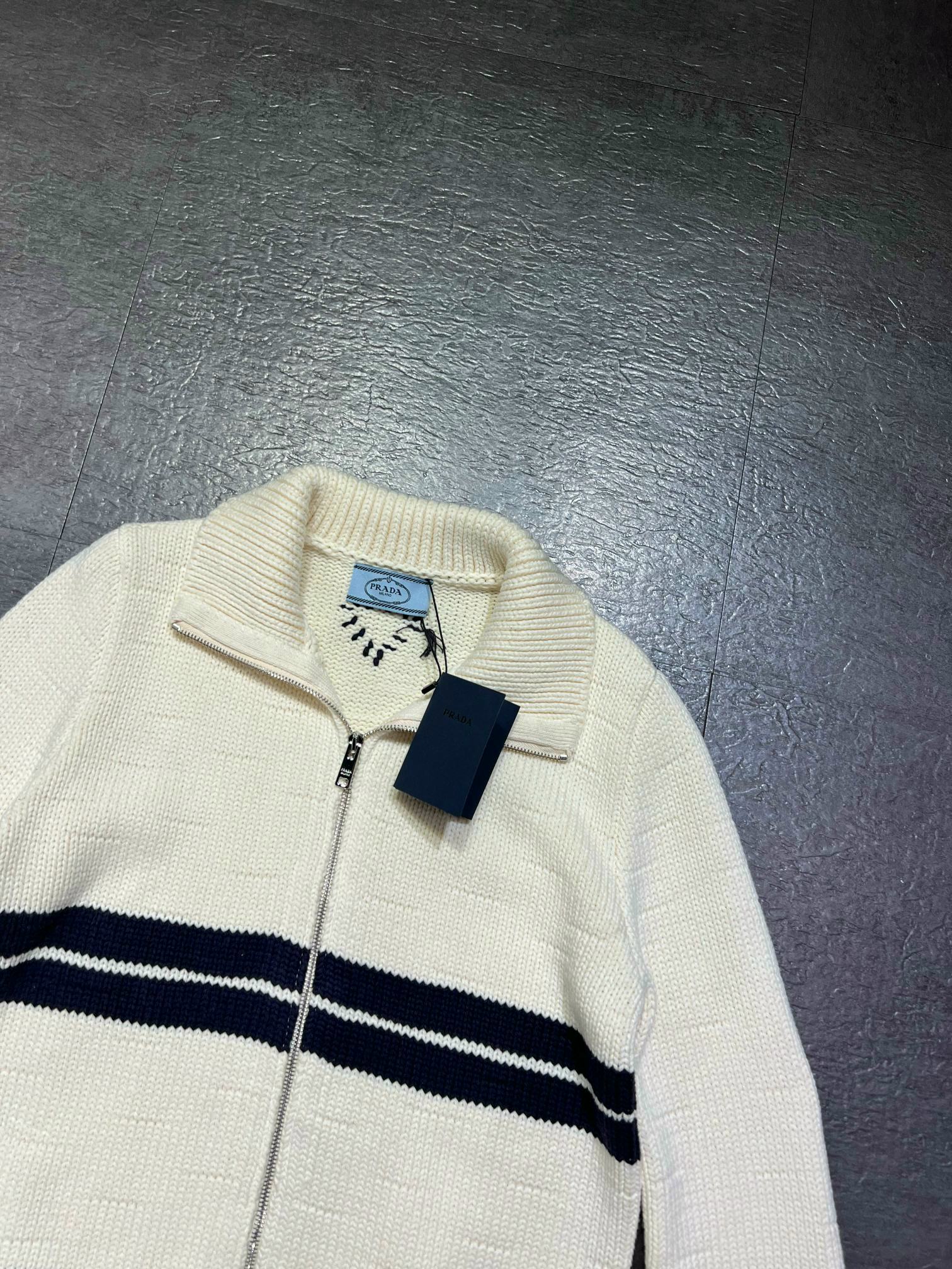 PRADA 26S ZIP-UP KNIT CARDIGAN 1206