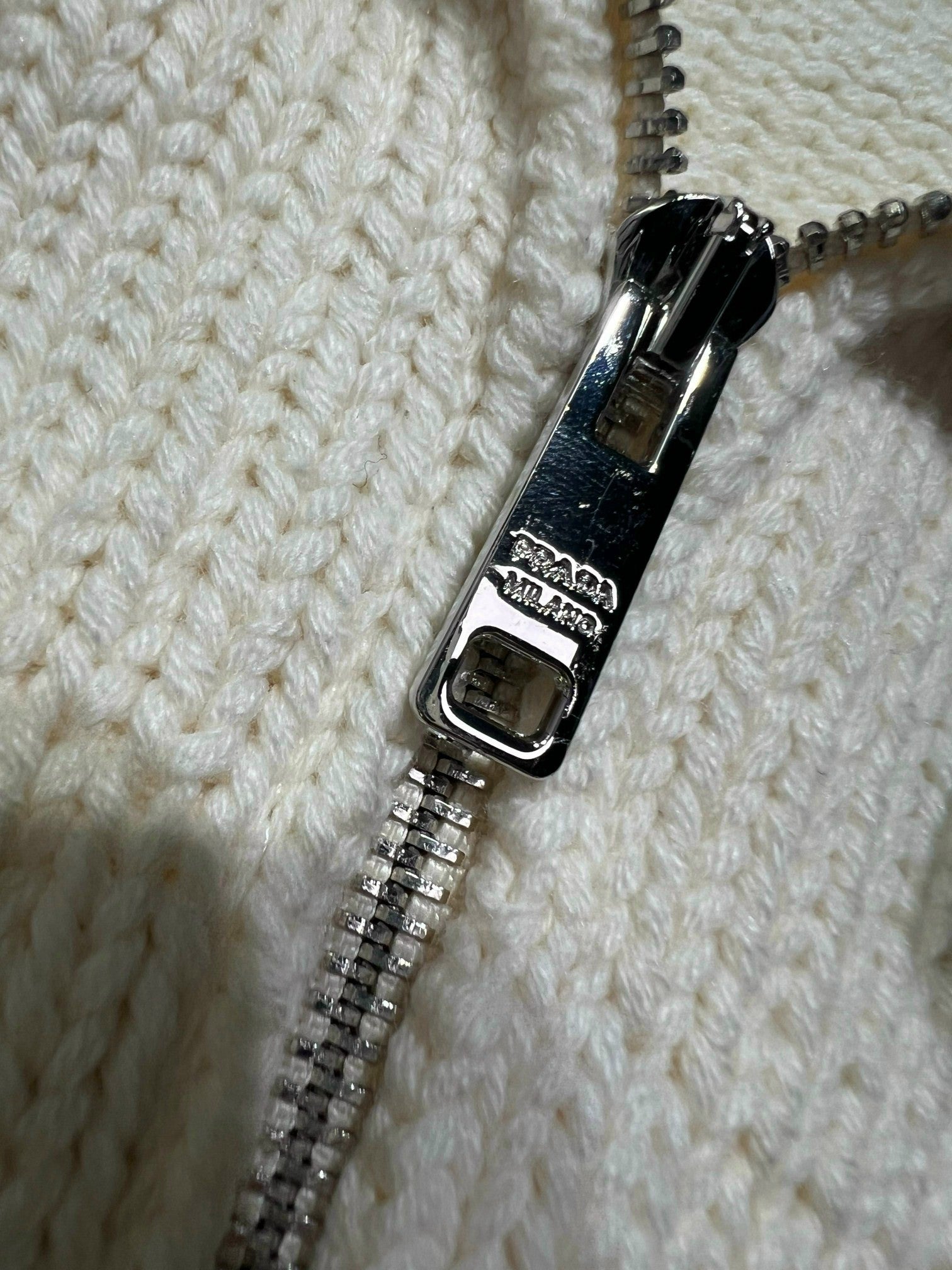 PRADA 26S ZIP-UP KNIT CARDIGAN 1206