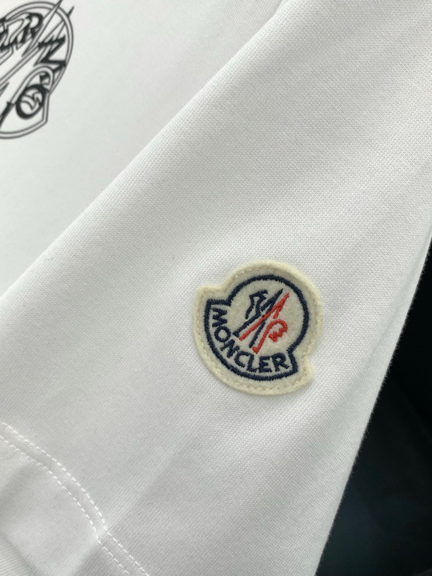 MONCLER 26S SHORT SLEEVE T-SHIRT 641