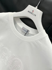 MONCLER 26S SHORT-SLEEVE T-SHIRT 671
