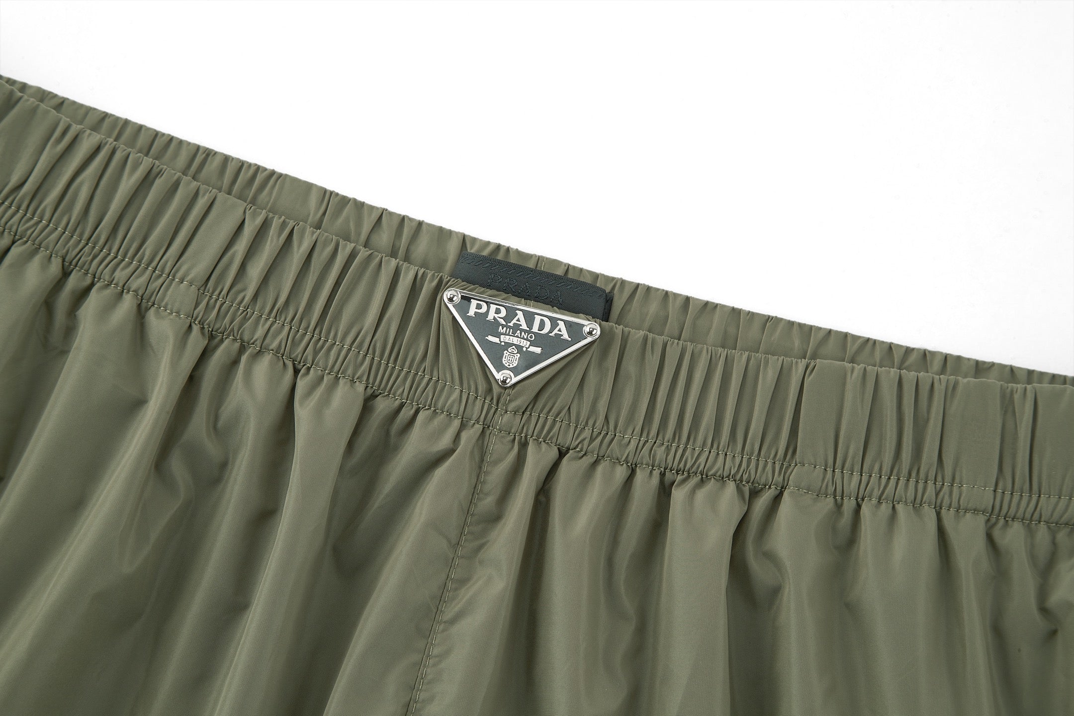 PRADA SHORTS STYLE 182