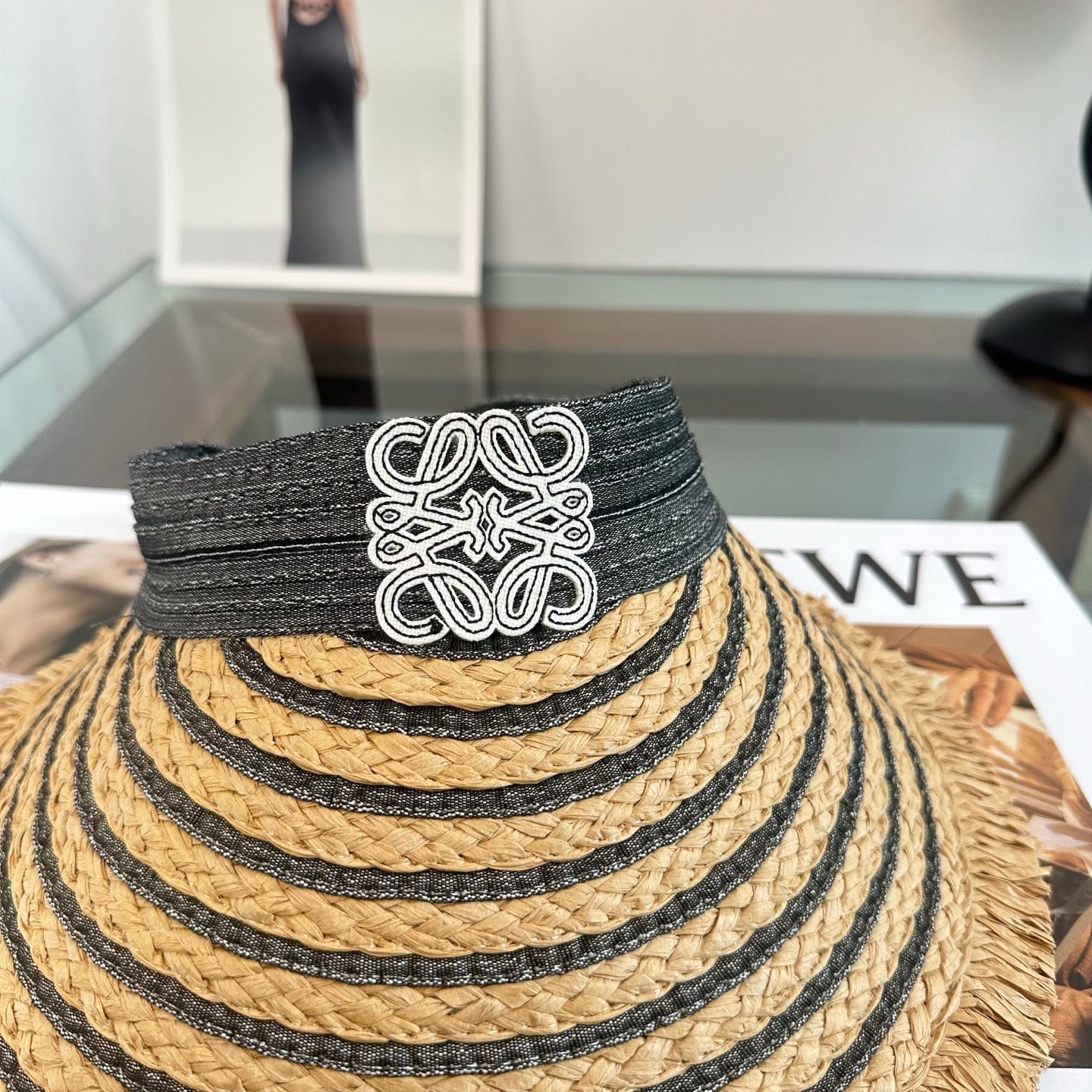 LOEWE 26S RAFFIA SUN VISOR  STYLE 262