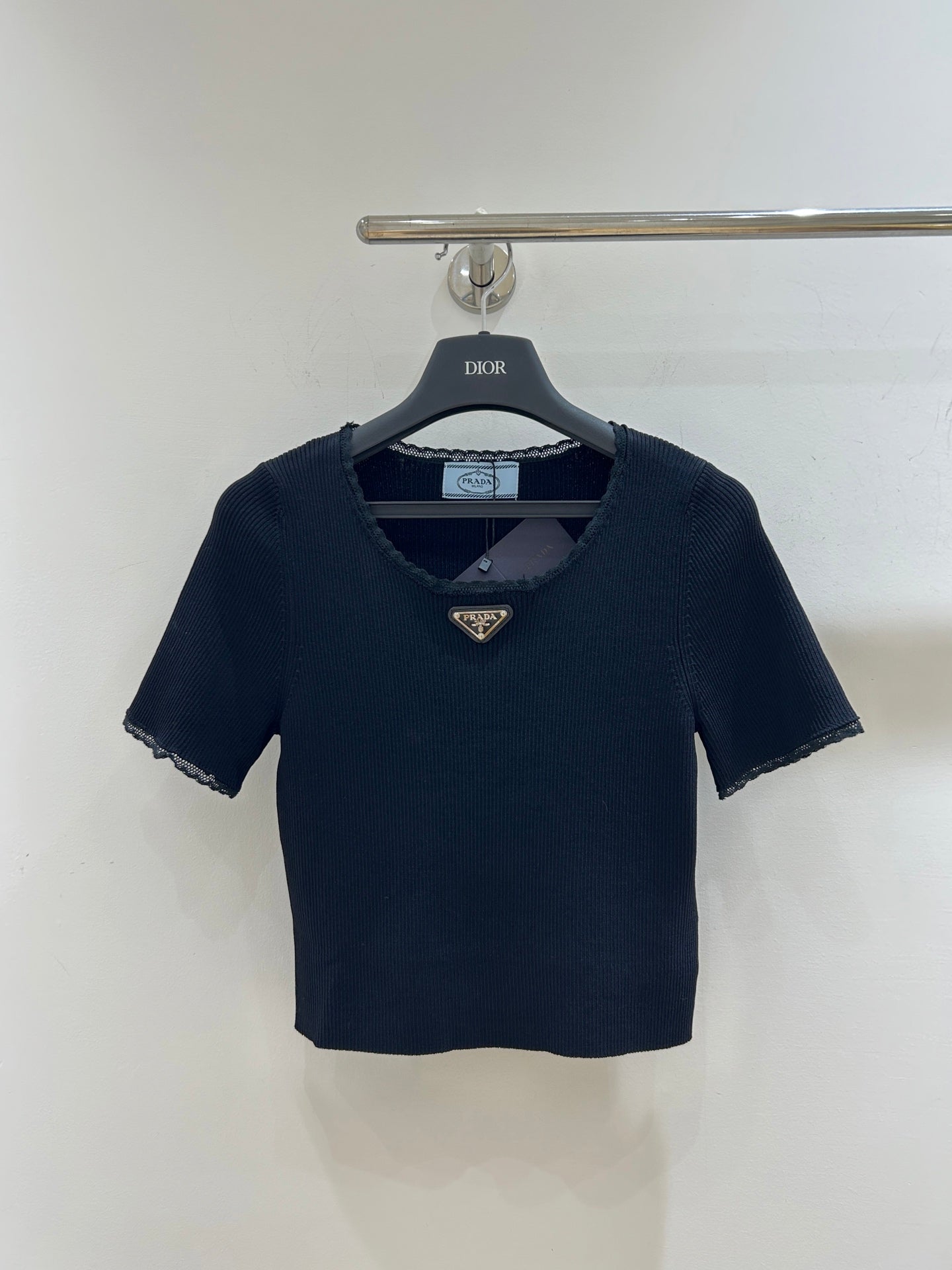 PRADA 26S SHORT-SLEEVE KNIT TOP 973