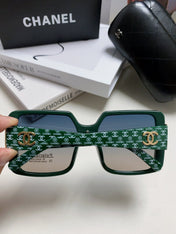 CHANEL 26S OVERSIZED SQUARE SHAPE IN ACETATE 399828