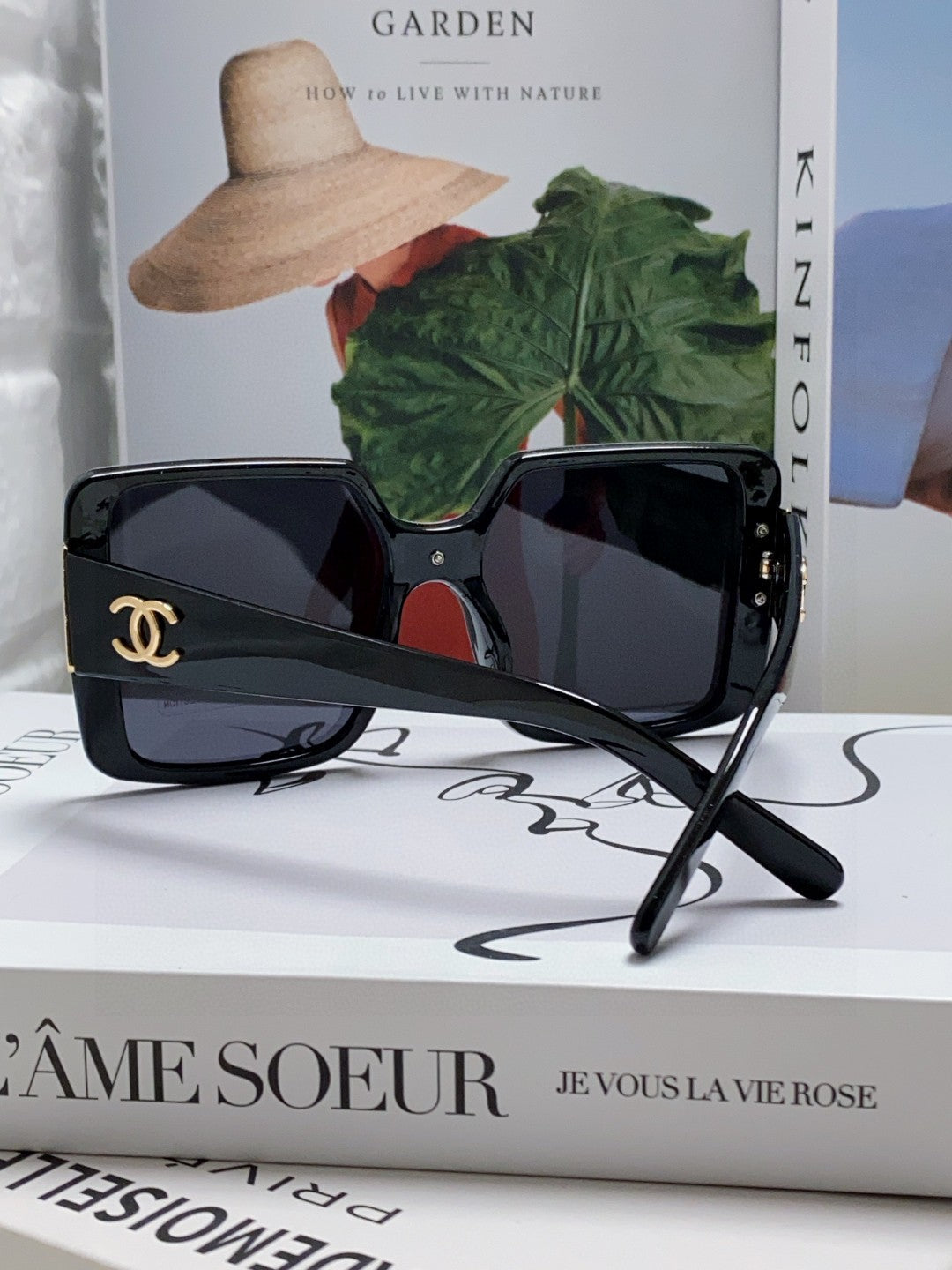 CHANEL 26S OVERSIZED SQUARE SHAPE IN ACETATE 399830