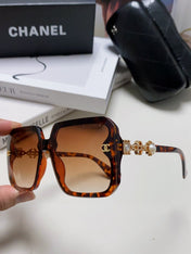 CHANEL 26S OVERSIZED SQUARE SHAPE IN ACETATE 399832