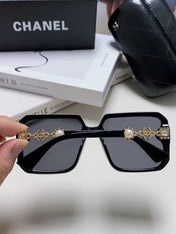 CHANEL 26S OVERSIZED SQUARE SHAPE IN ACETATE 399833