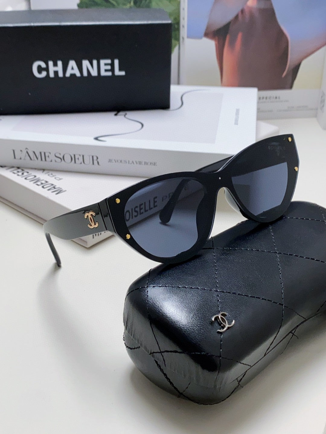 CHANEL 26S CAT EYE SHAPE IN ACETATE 399836